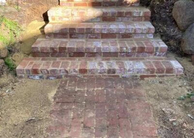 Decorative brick garden feature wall for outdoor living spaces